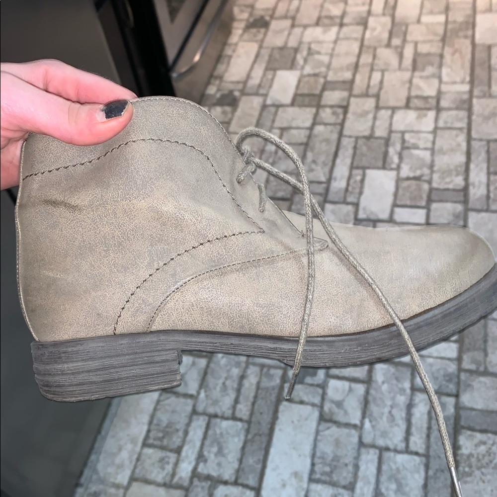 Grey suede woman’s ankle boots, size 10